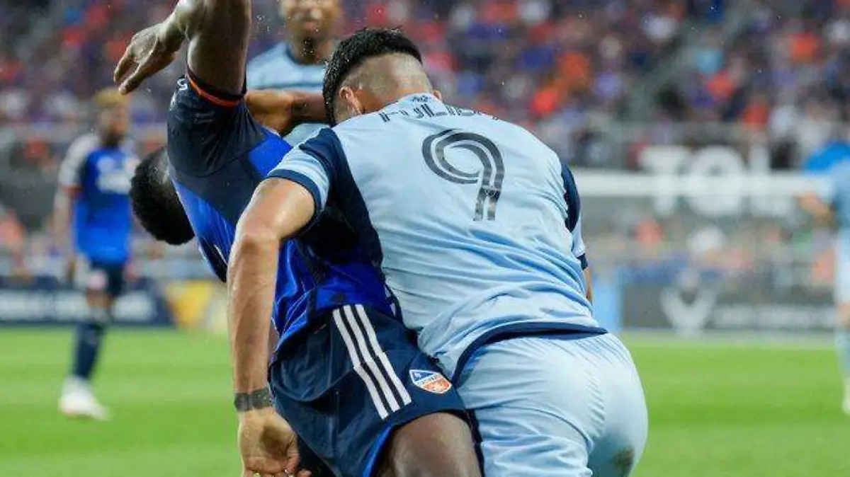 Alan Pulido